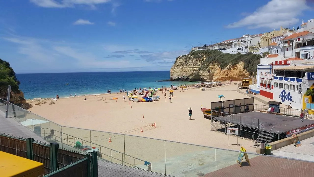 Carvoeiro Beach And Pool Apartment